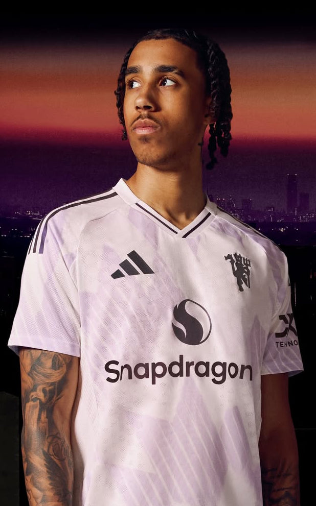 Man United 25/26 Away Shirt