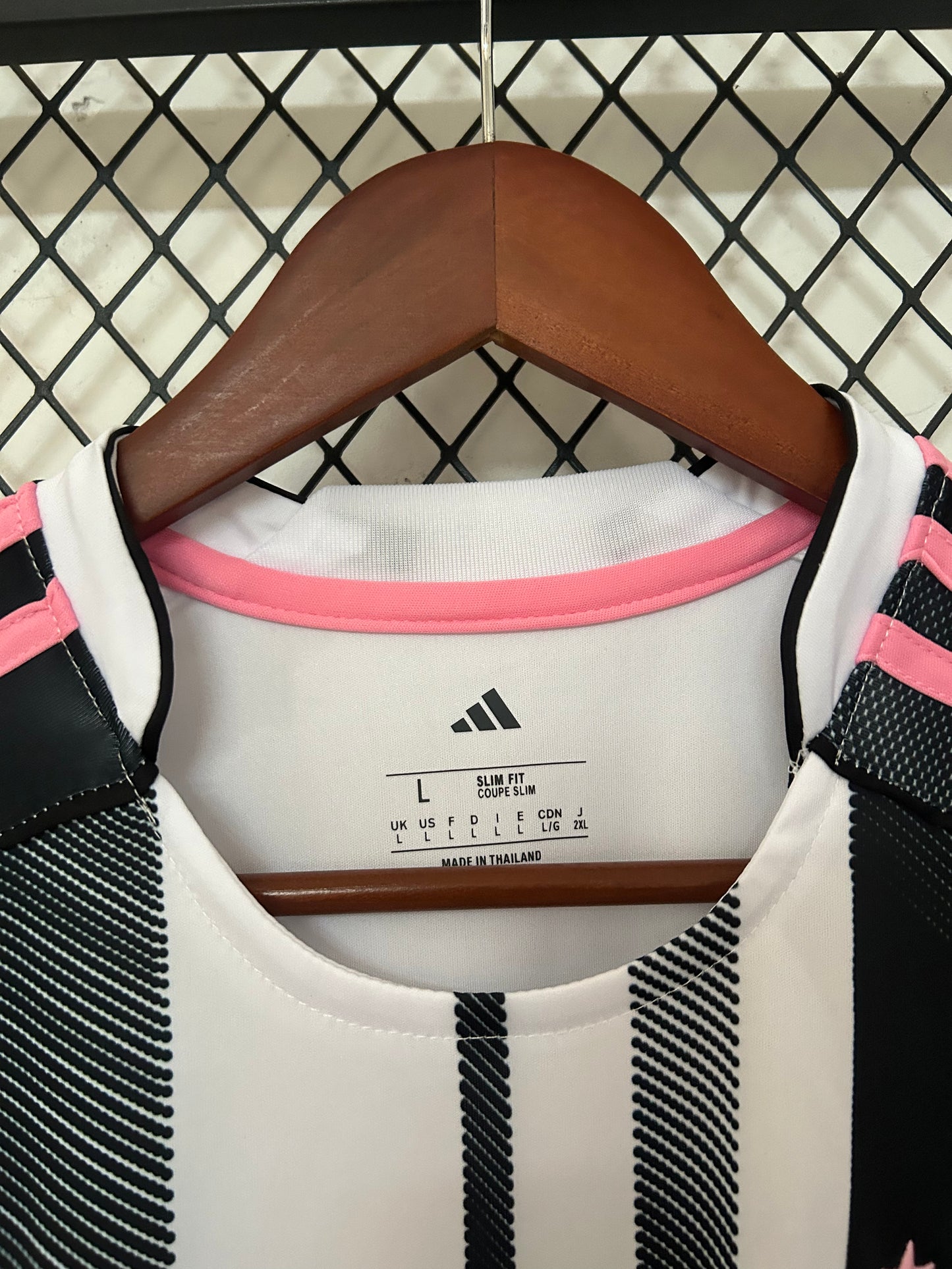 Juventus 25/26 Home Shirt