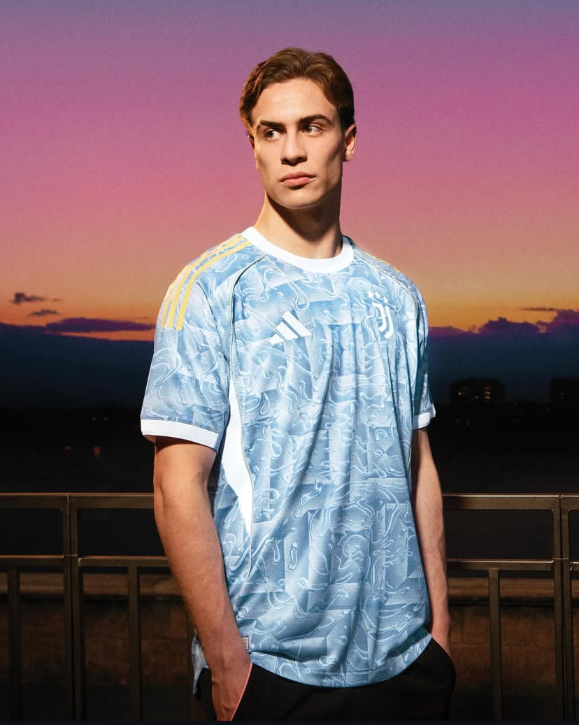 Juventus 25/26 Away Shirt
