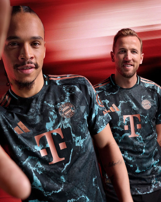Bayern Munich 24/25 Away Shirt